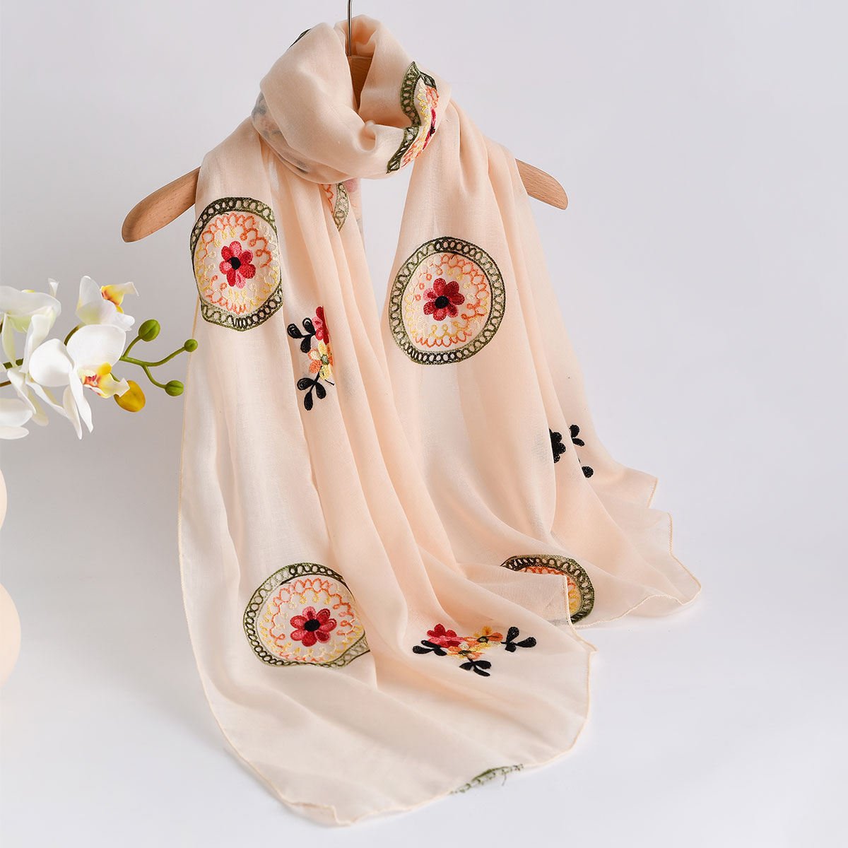 여름 새로운 경량 통기성 면화와 린넨 자수 스카프 민족 - Embroidery Shawl 리뷰 및 가격